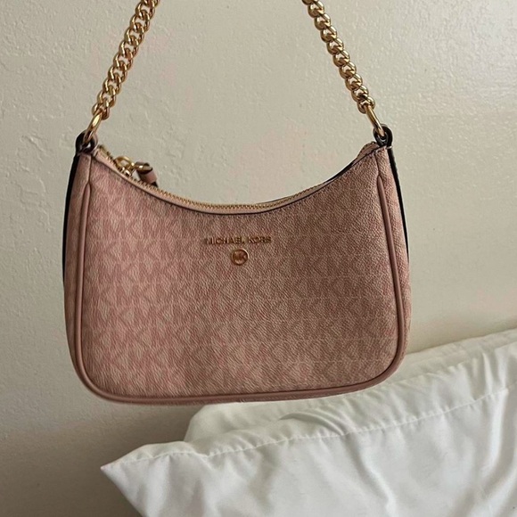 Michael Kors Pink & Gold Jet Set Charm Shoulder Bag - Picture 2 of 10